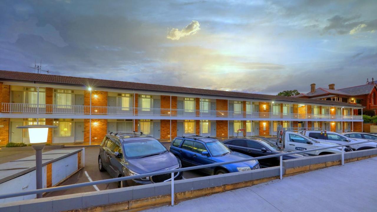 Goulburn Central Motel Екстер'єр фото